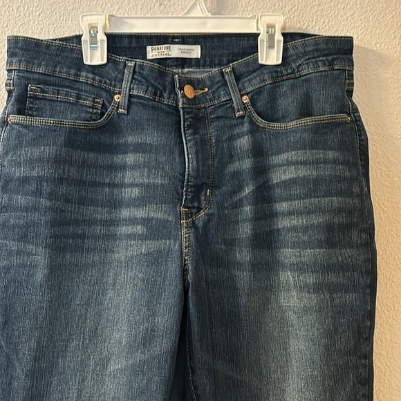Levi totally shaping bootcut jeans size 33X32 - Picture 2 of 7